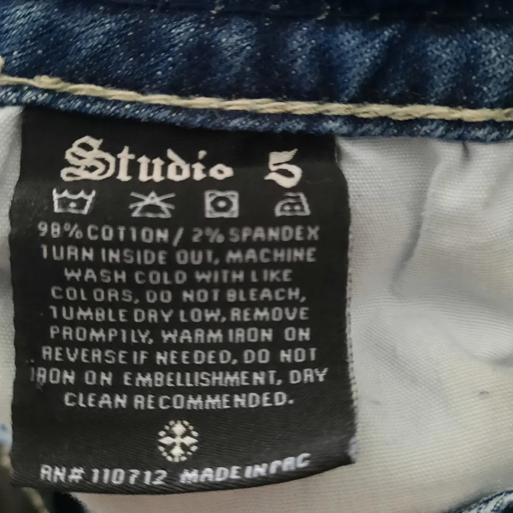 Studio 5 Jeans Size 27 - Picture 5 of 6
